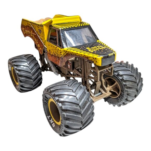 Hot Wheels Monster Jam Earth Shaker 1:24 Die Cast Truck 7" - Parts Issue - Picture 3 of 9